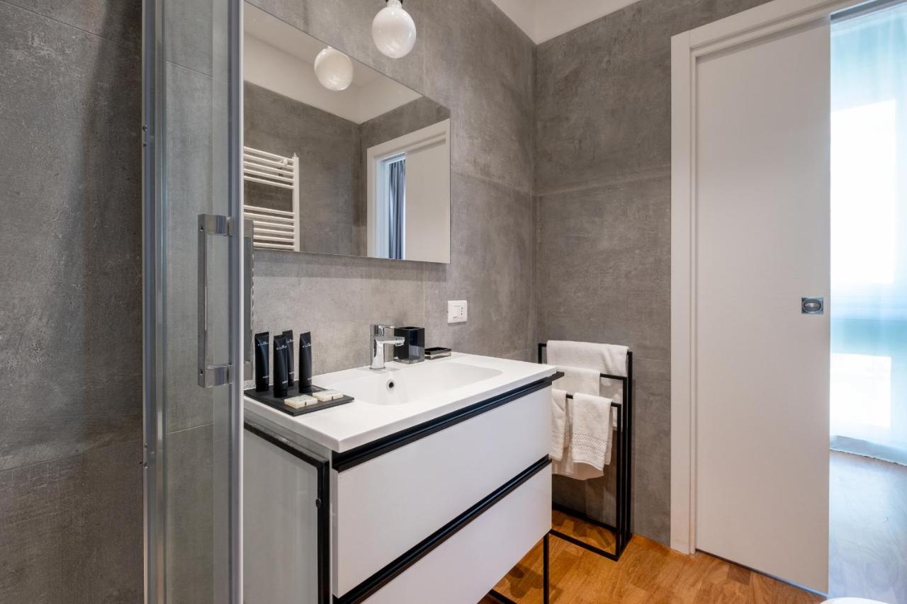 Sweet Life 2 Luxury And Design Apartment Bari Kültér fotó