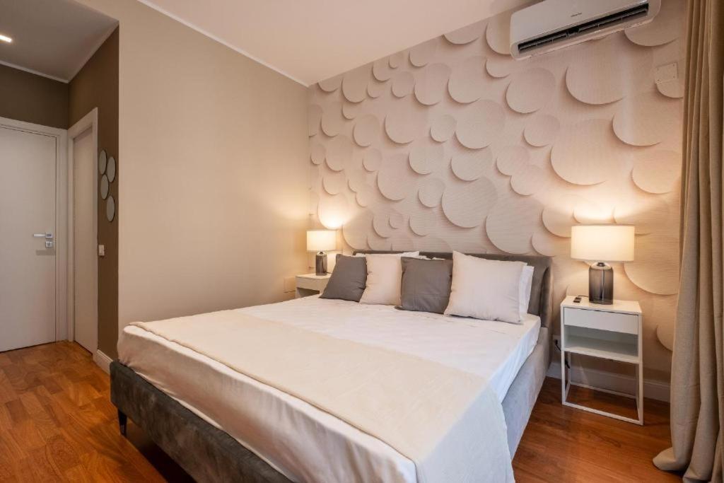 Sweet Life 2 Luxury And Design Apartment Bari Kültér fotó